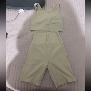 Aerie Offline Biker short set